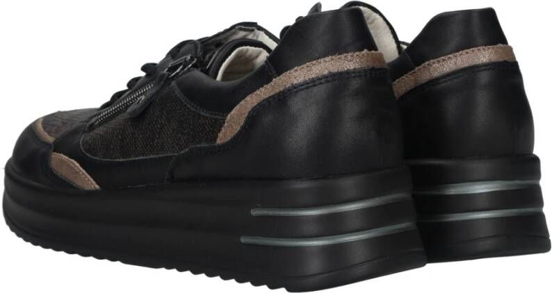Waldläufer Comfortabele zwarte sneaker met koperen accenten Black Dames