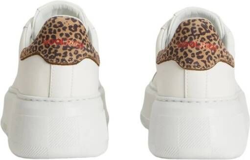 Woolrich Leoparddetail Witte Leren Sneakers