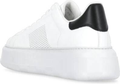 Woolrich Witte Leren Sneakers met Geperforeerde Details White Dames