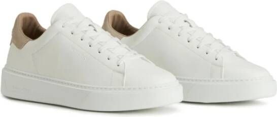 Woolrich Witte Sneakers Veters Ronde Neus