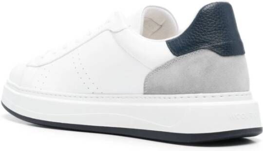 Woolrich Witte Sneakers Vetersluiting Geperforeerde Neus