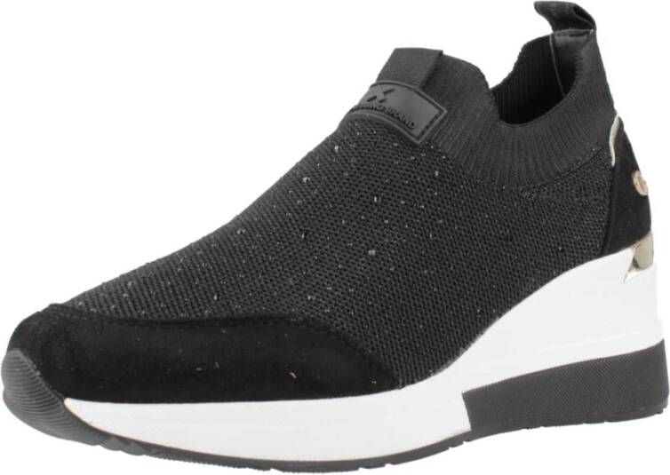 XTI Sneakers Beige Dames