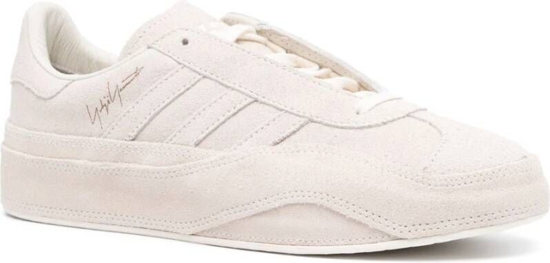 Y-3 Off-White Suède Sneakers Vrouwen Paneelontwerp White Dames