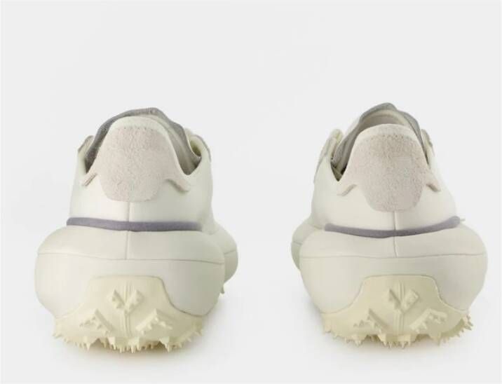 Y-3 Elegante Cream Grey Leren Sneakers Wit Dames