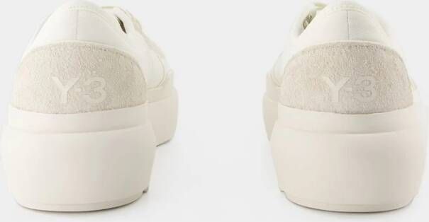 Y-3 Ajatu Court Low Sneakers Off-White Leer Wit Unisex