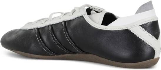Y-3 Zwarte leren sneakers Gestreept logo