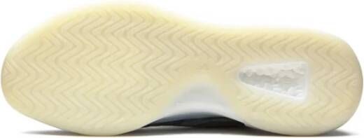 Yeezy Frozen Blue Sneakers met Logo