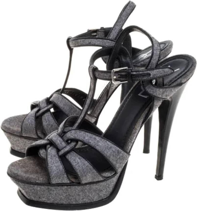 Yves Saint Laurent Vintage Pre-owned Fabric sandals Gray Dames