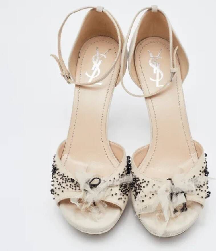 Yves Saint Laurent Vintage Pre-owned Fabric sandals White Dames