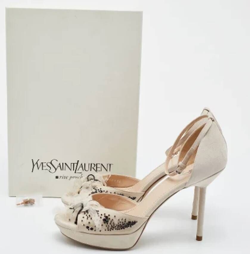 Yves Saint Laurent Vintage Pre-owned Fabric sandals White Dames