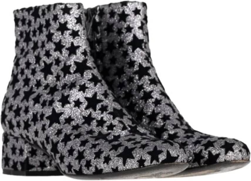 Yves Saint Laurent Vintage Pre-owned Leather boots Gray Dames
