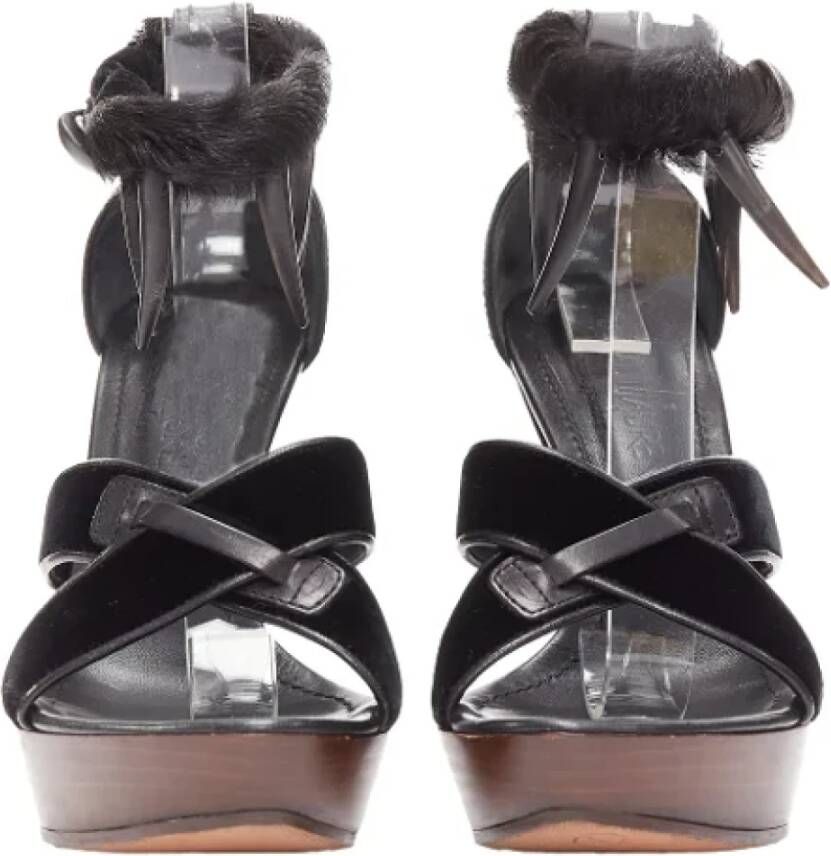 Yves Saint Laurent Vintage Pre-owned Leather heels Black Dames