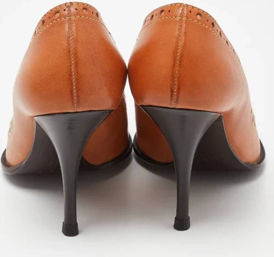 Yves Saint Laurent Vintage Pre-owned Leather heels Brown Dames