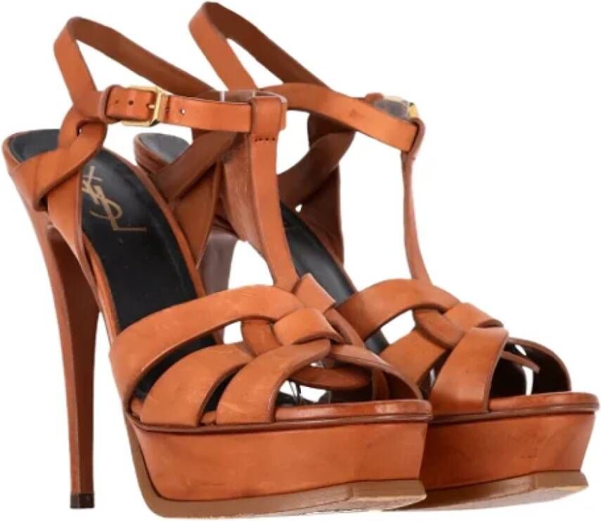 Yves Saint Laurent Vintage Pre-owned Leather sandals Brown Dames