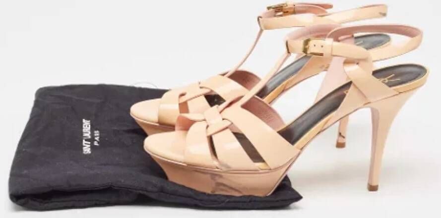 Yves Saint Laurent Vintage Pre-owned Leather sandals Pink Dames