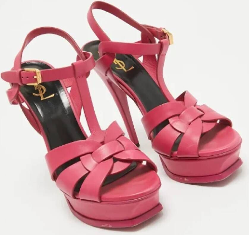 Yves Saint Laurent Vintage Pre-owned Leather sandals Pink Dames