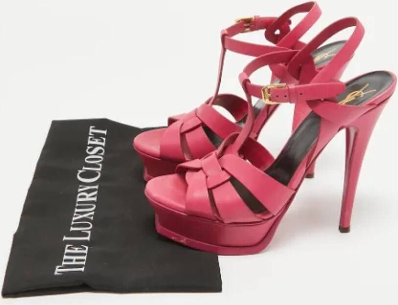 Yves Saint Laurent Vintage Pre-owned Leather sandals Pink Dames