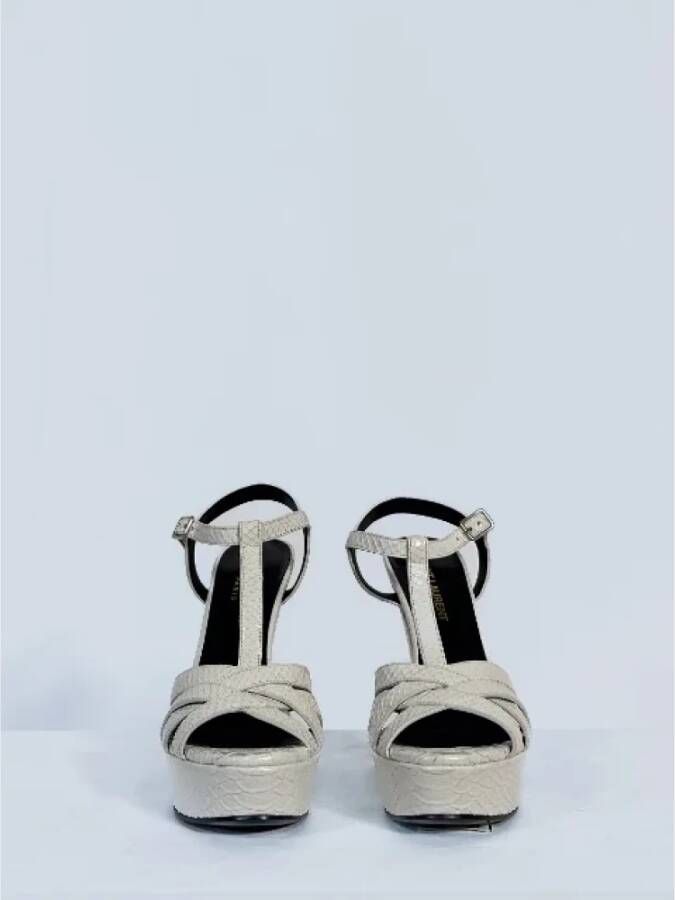 Yves Saint Laurent Vintage Pre-owned Leather sandals White Dames