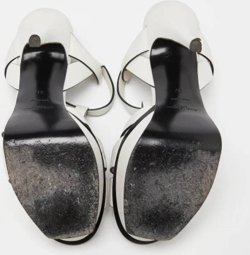 Yves Saint Laurent Vintage Pre-owned Leather sandals White Dames