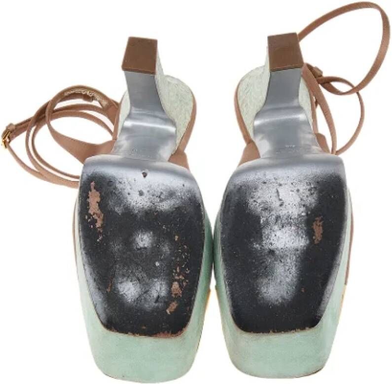 Yves Saint Laurent Vintage Pre-owned Satin sandals Brown Dames