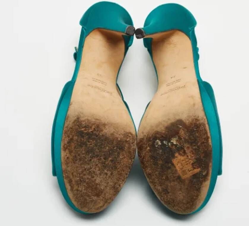 Yves Saint Laurent Vintage Pre-owned Satin sandals Green Dames
