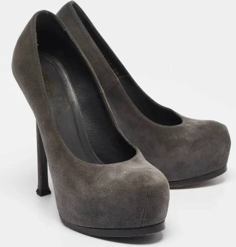Yves Saint Laurent Vintage Pre-owned Suede heels Gray Dames