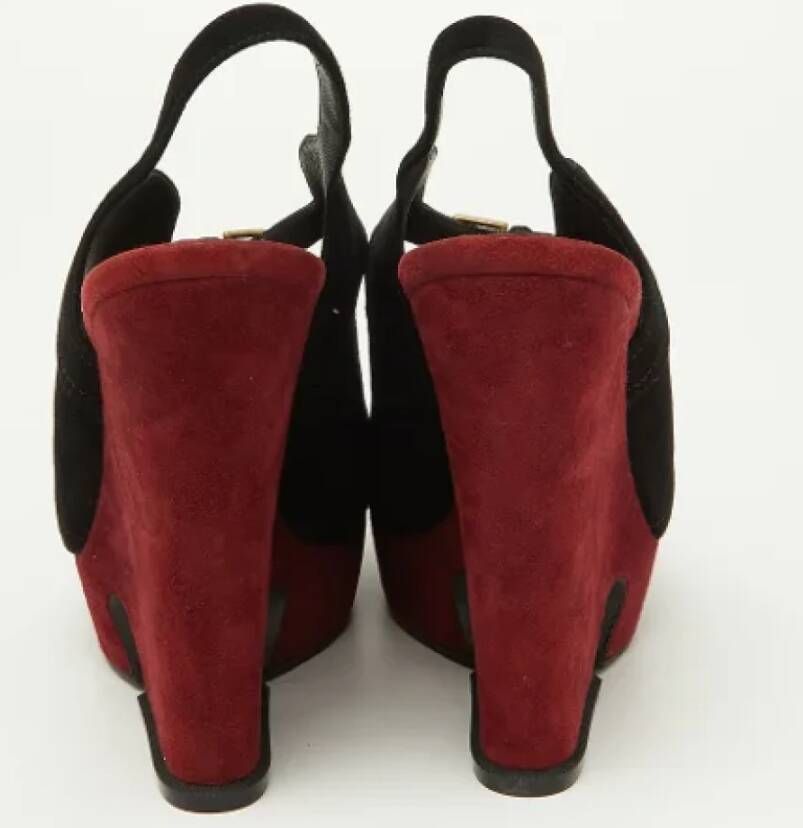 Yves Saint Laurent Vintage Pre-owned Suede sandals Black Dames