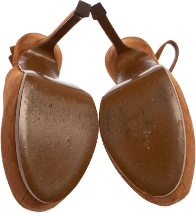 Yves Saint Laurent Vintage Pre-owned Suede sandals Brown Dames