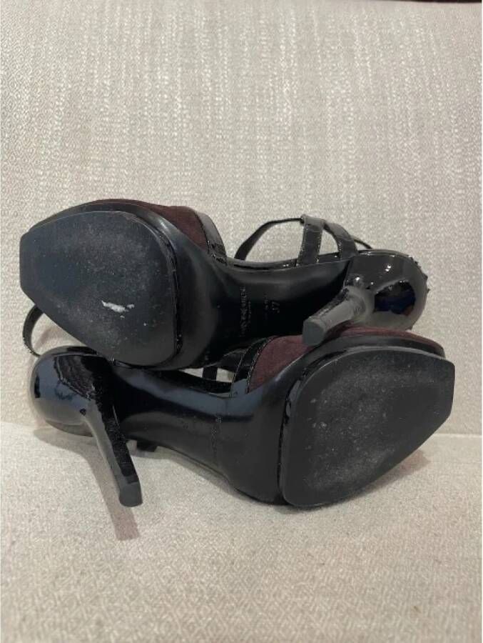 Yves Saint Laurent Vintage Pre-owned Suede sandals Brown Dames