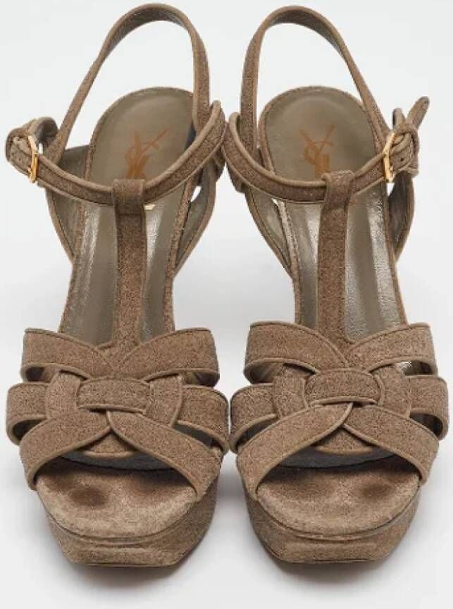 Yves Saint Laurent Vintage Pre-owned Suede sandals Gray Dames