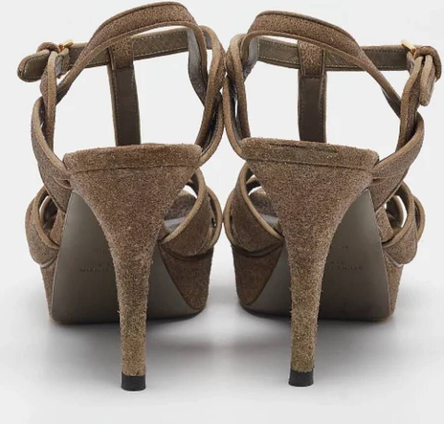 Yves Saint Laurent Vintage Pre-owned Suede sandals Gray Dames
