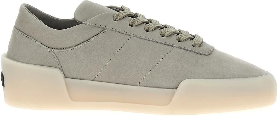 Fear Of God Grijze lage sneakers met logopatch