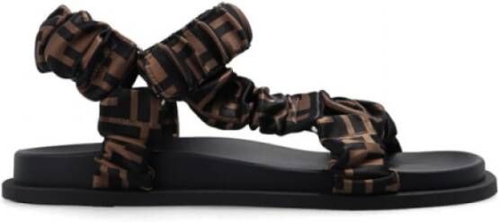 Fendi Bruine en zwarte gedrapeerde sandalen met monogrampatroon Brown Dames