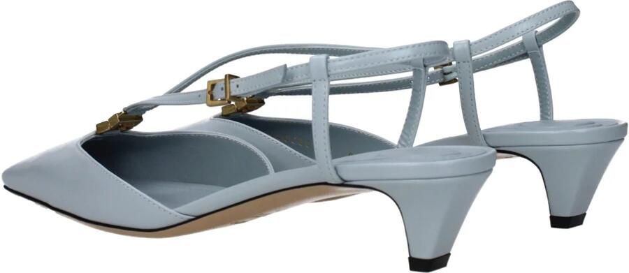 Fendi Lichtblauwe Leren Sandaal Casual Stijl