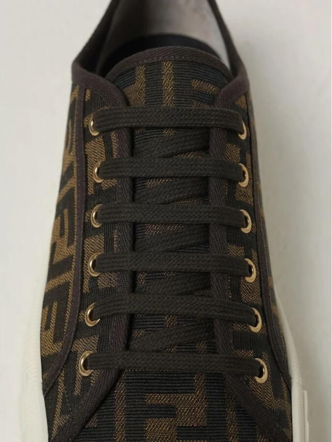 Fendi Low Top Casual Sneakers