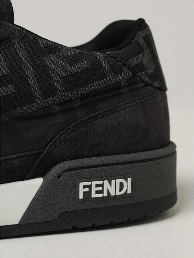 Fendi Low Top Sneakers