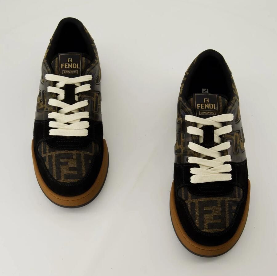Fendi Monogram Low-Top Logo Print Sneakers - Foto 6