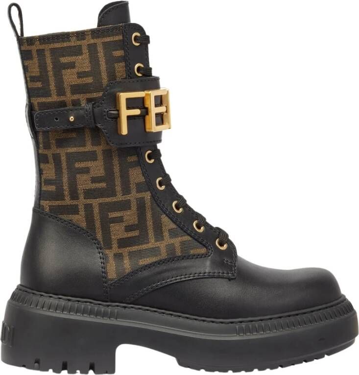 Fendi Platte schoenen voor vrouwen Bruin Dames