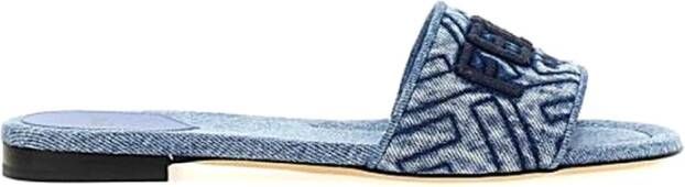 Fendi Stijlvolle Slippers voor Dagelijks Comfort