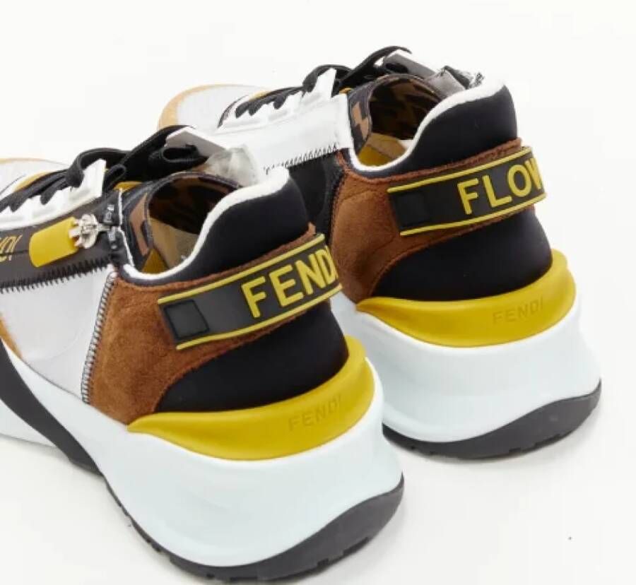 Fendi Vintage Pre-owned Fabric sneakers Yellow Dames