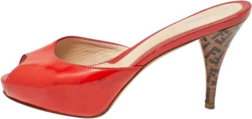 Fendi Vintage Pre-owned Leather sandals Red Dames