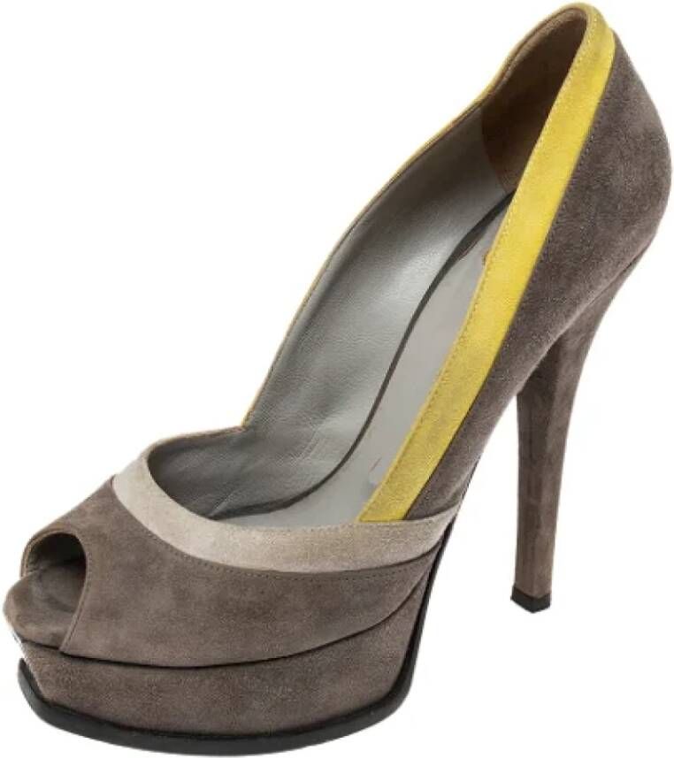 Fendi Vintage Pre-owned Pumps Gray Dames