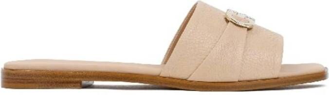 Salvatore Ferragamo Leren sandalen met ronde neus Beige Dames