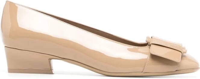 Ferragamo Bessie 30 Pumps