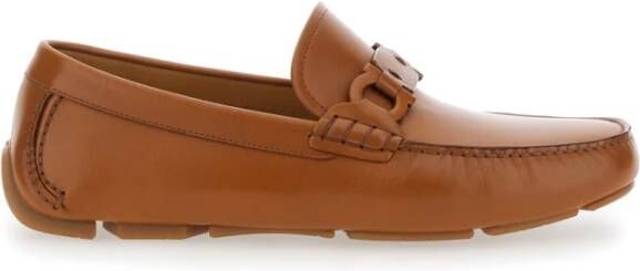 Ferragamo Bruine leren loafers met Gancini-plaque