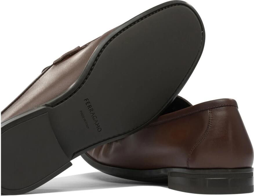 Ferragamo Bruine Loafer Schoenen voor Mannen - Foto 2