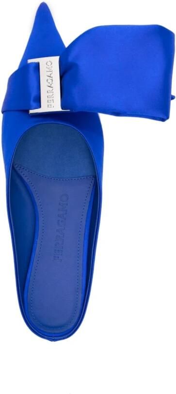 Ferragamo Asymmetric Bow Satin Mules - Foto 2