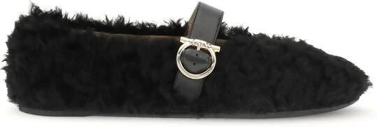 Ferragamo Ballerina's met Gancini-versiering