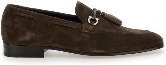 Ferragamo Bruine suède loafers met Gancini-detail