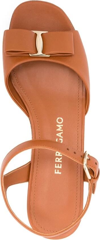 Ferragamo Cognac Bruine Platform Sandalen met Strik